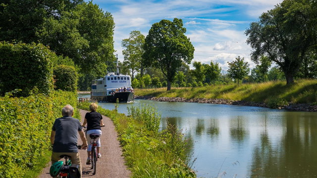 Söderköping - Vadstena by bike, St Birgitta Ways East