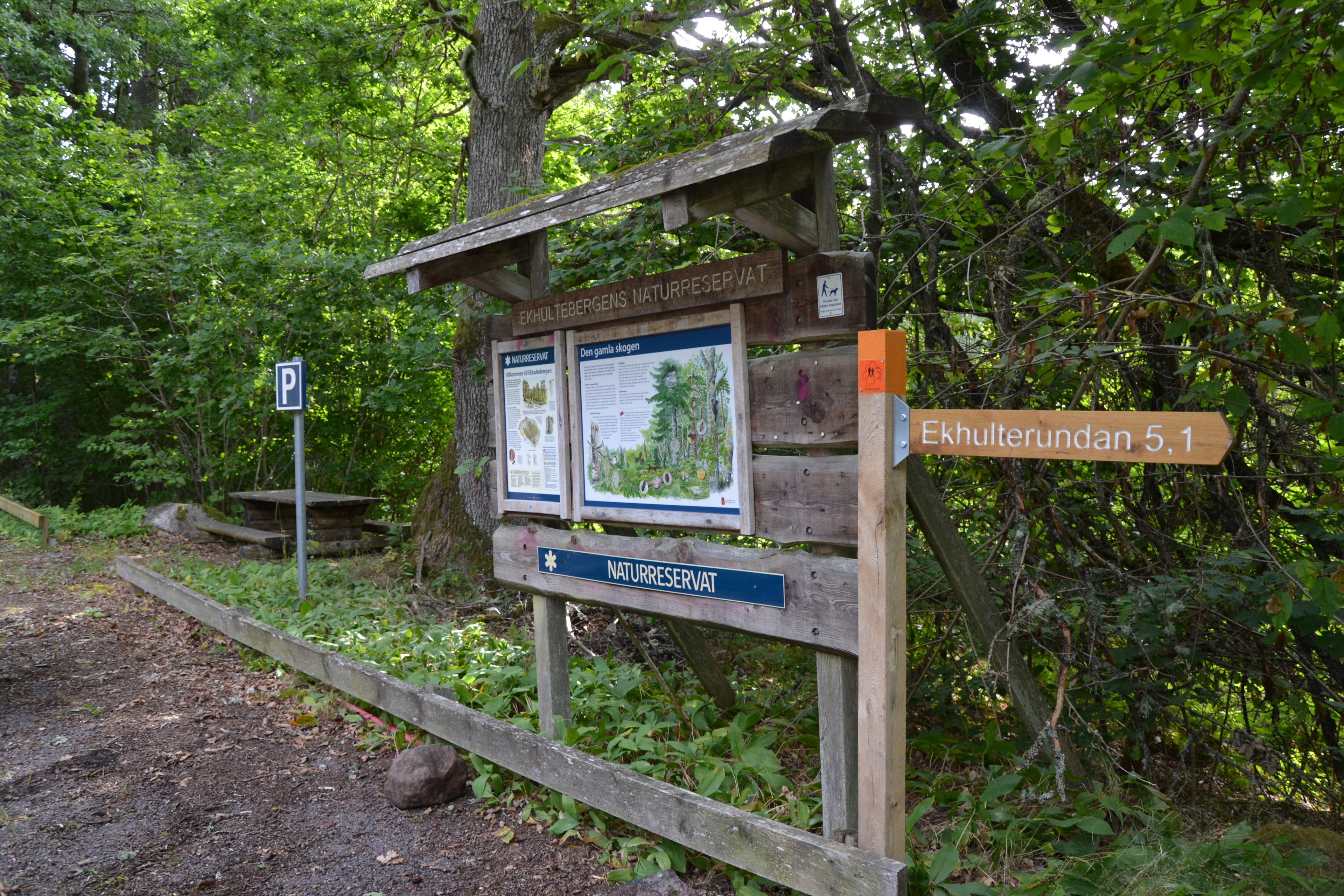 Ekhultebergen naturreservat, parkering