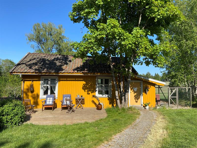 Veslestua på Vestre Kinn gård - Lykkelåven