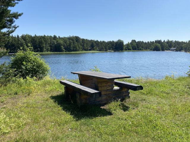 Rastplats, Magasinet