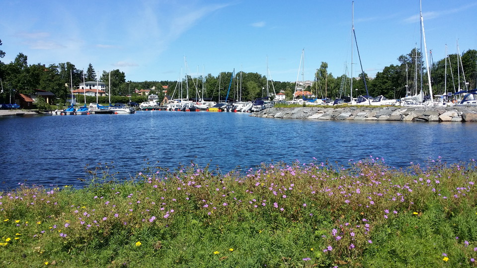 Skuggnäva på pir i Brrevik. Foto Lidingö stad