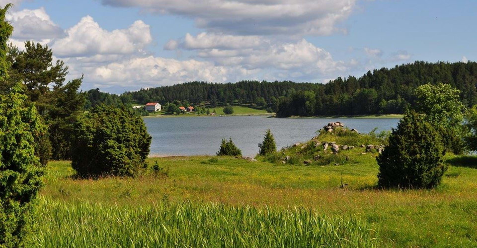Kattedalsfjärden vid Kattedals fd tegelbruk
