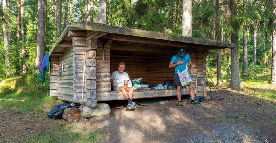 Vindskydd vid Lomsviken
Torpön
Ydre