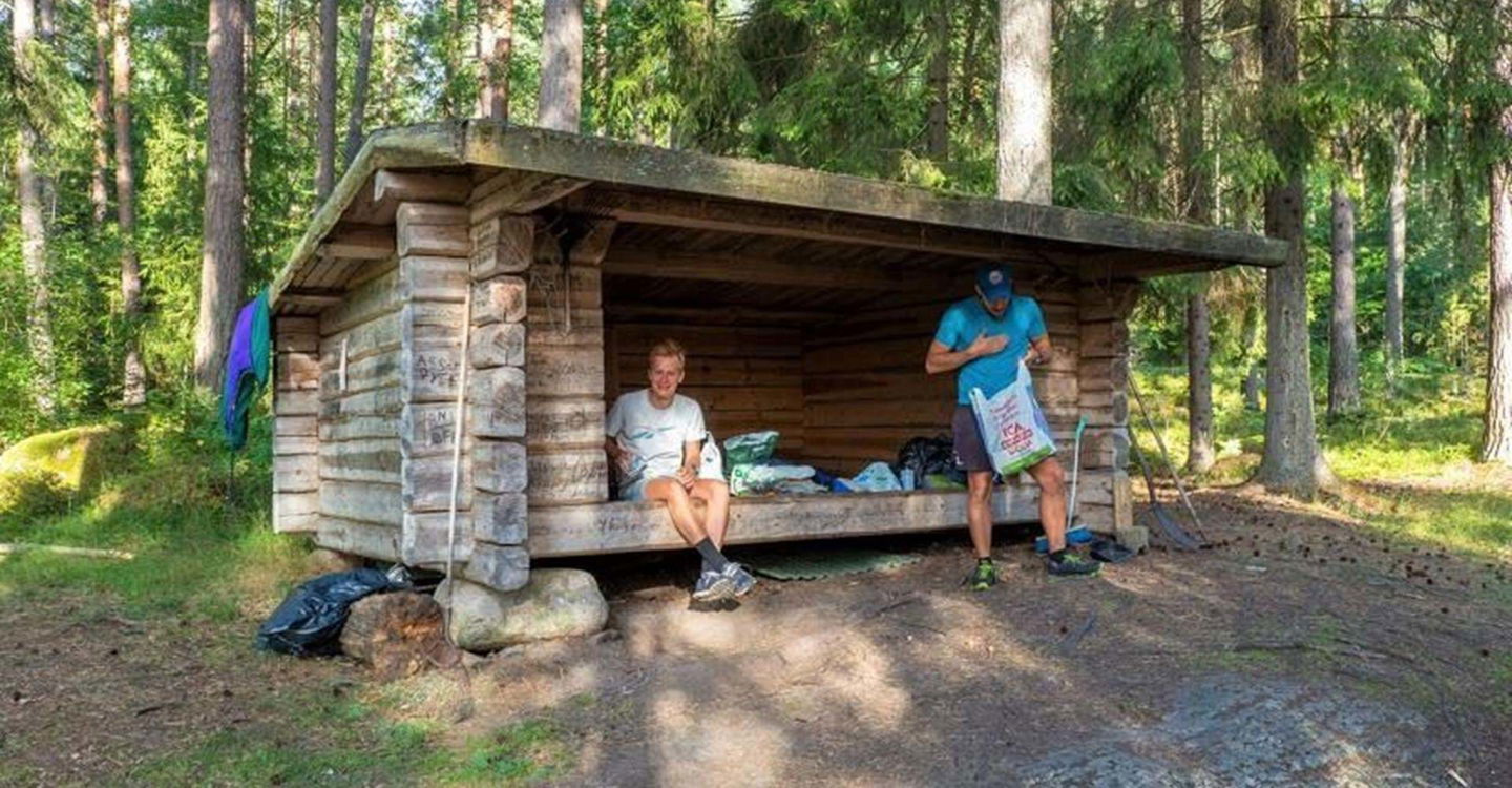 Vindskydd vid Lomsviken
Torpön
Ydre