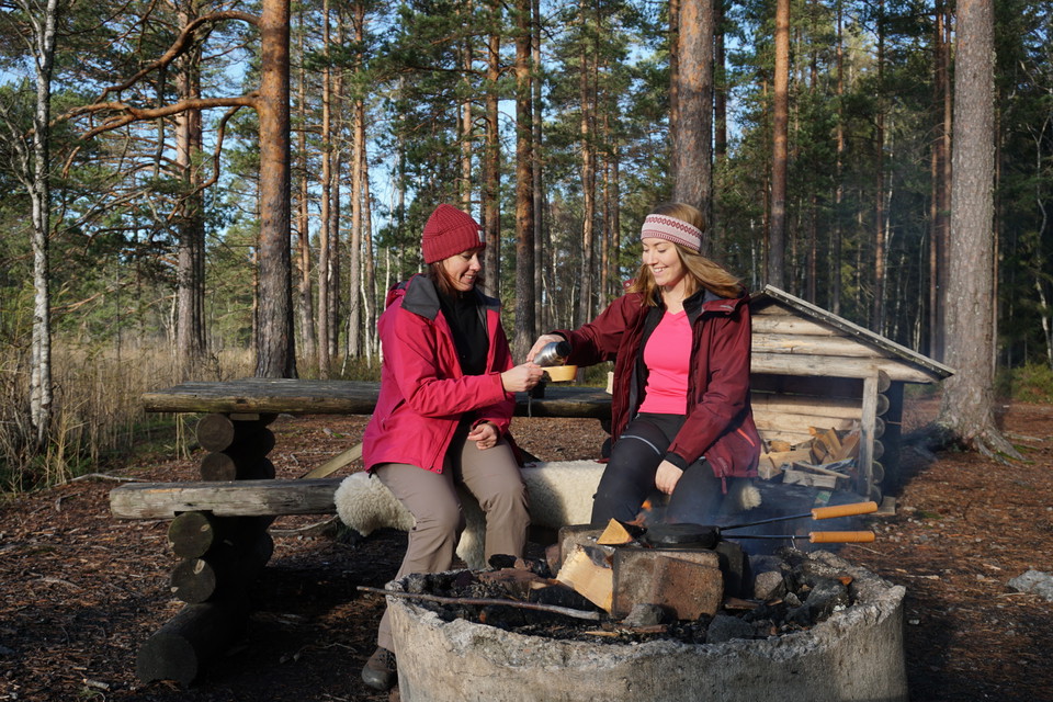 Kaffe vid Hemlingbysjön milspåret