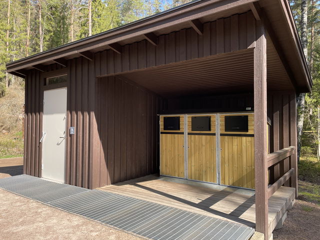 Dass vid parkeringen, Norra Kvill