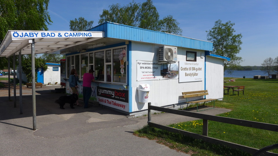 Sommaröppen kiosk