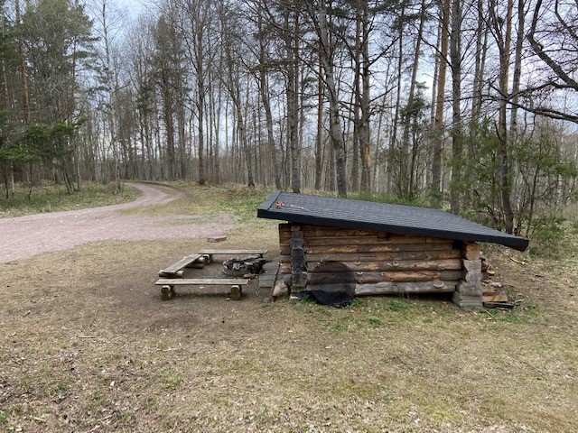 Bild på vindskydd från sidan vid Örbacken 