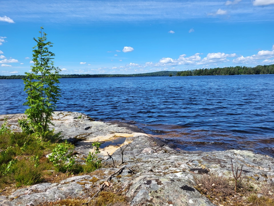 Klippor perfekta för sol och bad