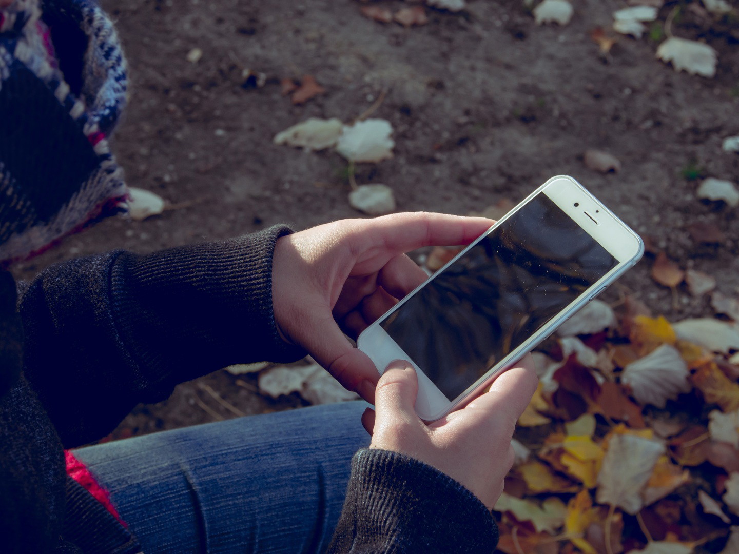 Ny rapport från Naturvårdsverket:  9 av 10 använder mobilen i friluftslivet