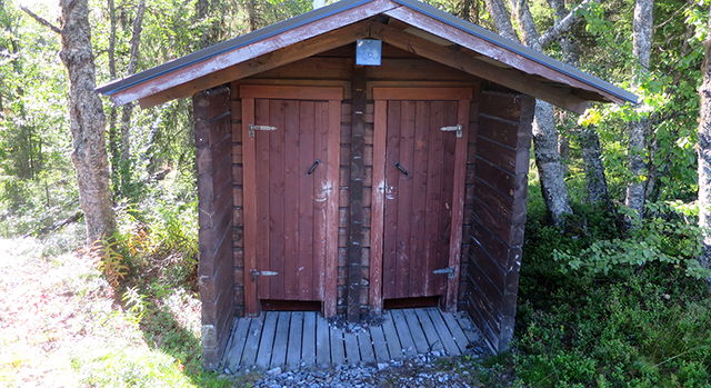 Latrine near entrance, Kronogård