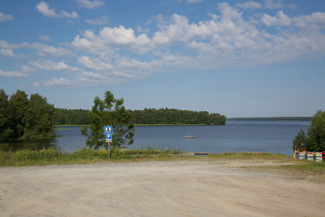 Parkering vid badplats norr om Norra Malma