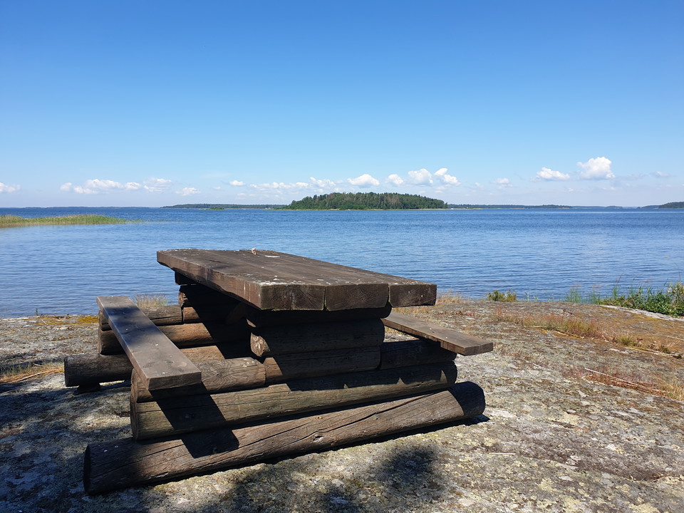 Vandra på öar i Vänern