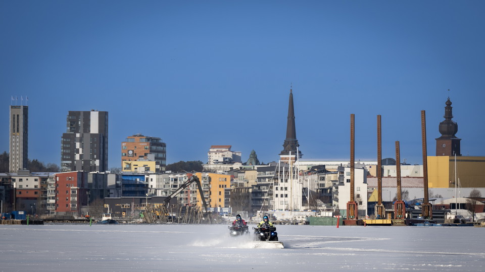 Pensionärerna som fick Västerås på skridsko