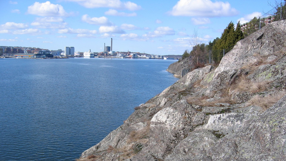 Klippstrand vid Larsberg. Foto Lidingö stad