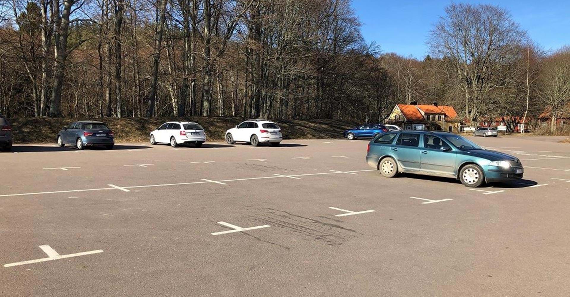 Stor parkering vid Stocklycke.  
Etapp: Ödeshög-Stocklycke, Stocklycke-Borghamn.
Omberg.
Ödeshög.