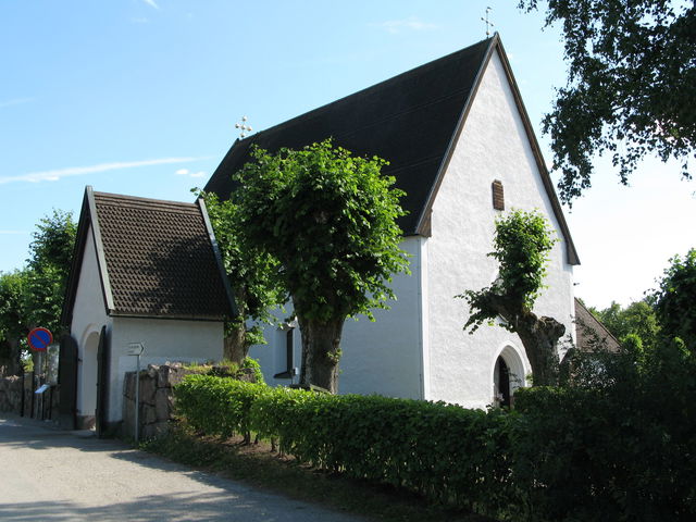 Runriket, Täby kyrka