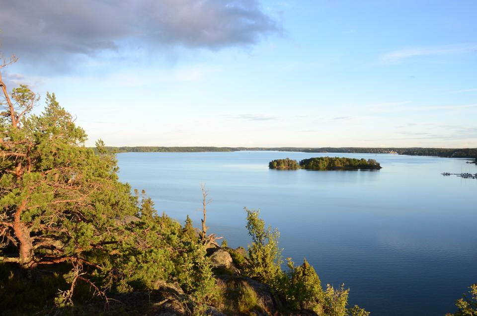 Vy över Baggensfjärden.  
