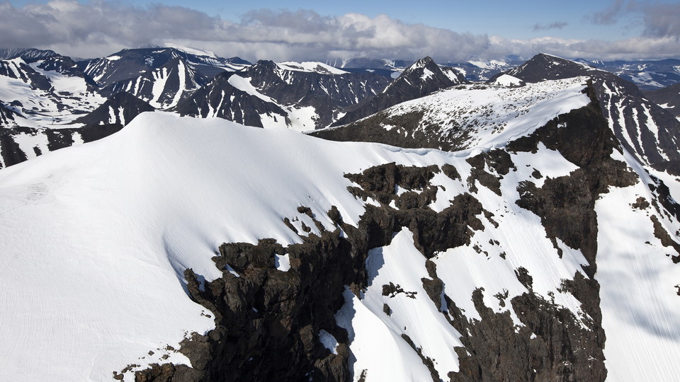 Kebnekaises syd- och nordtopp.