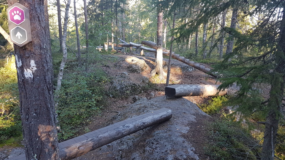 Balanshinder Björnstigen