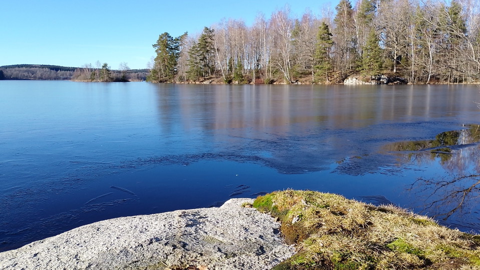 Bild tagen på en udde i närheten av "Fiskaretorpsåsen"