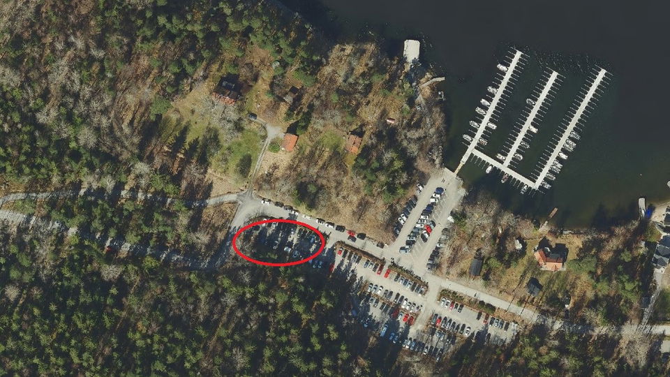 Avgiftsbelagd parkering. Ortofoto Lidingö stad