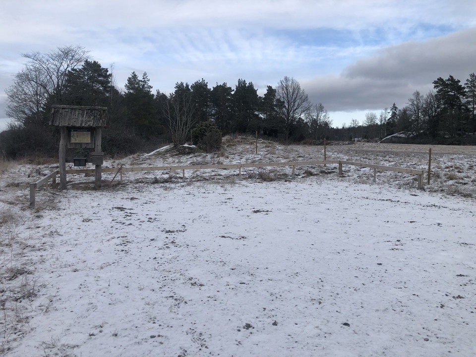 Besöksparkering Kålsö naturreservat. 