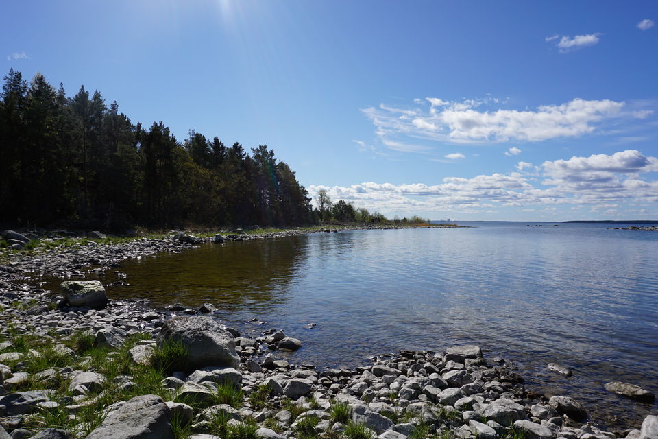 Vy över havet från Vitgrund naturhamn