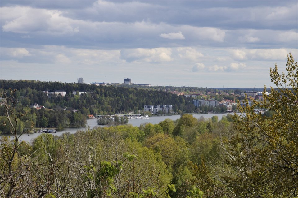 Utsikten över Södertäljes inlopp från Mälaren.