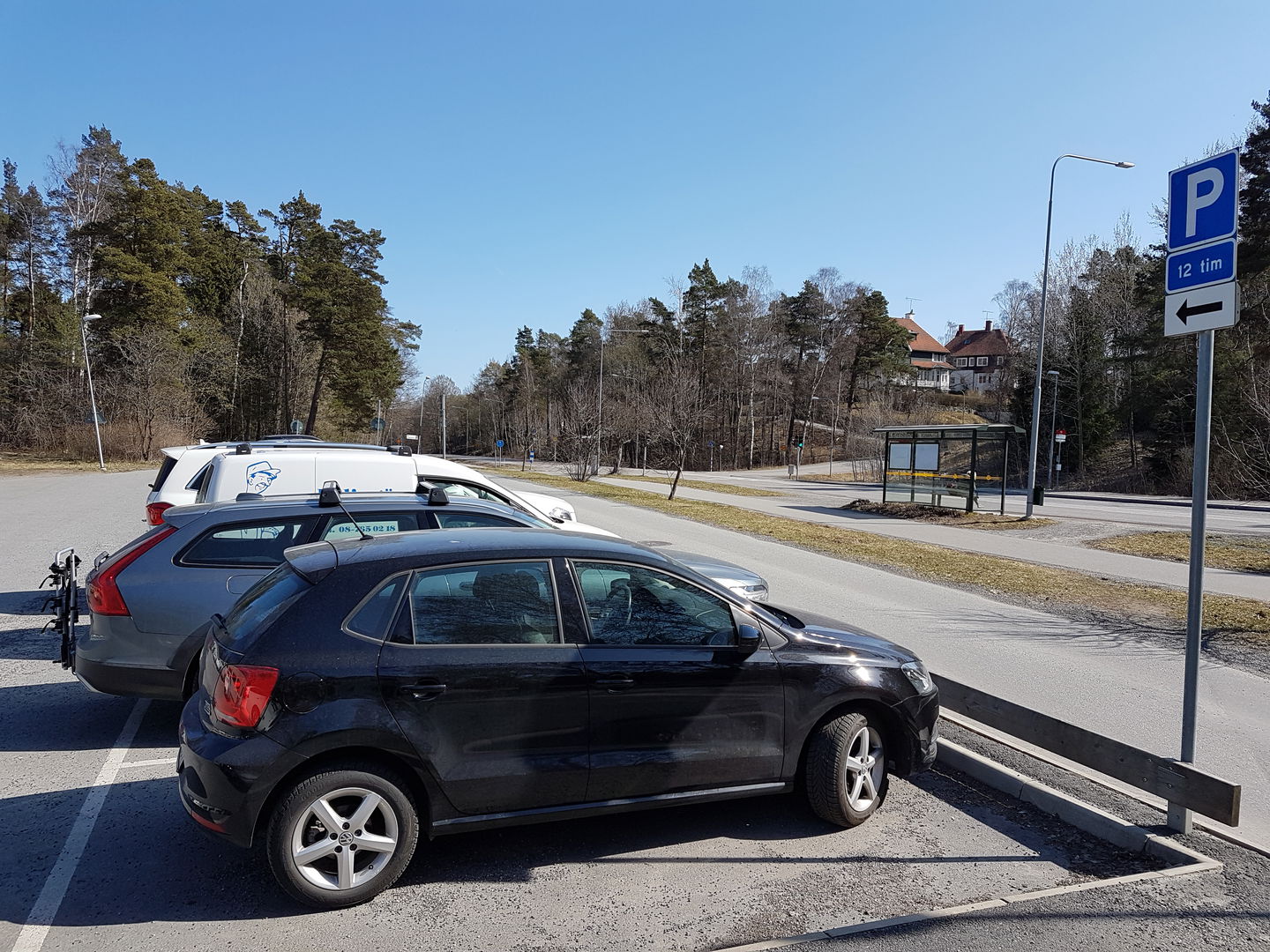 Parkering Kalvhagsvägen. Foto Lidingö stad.