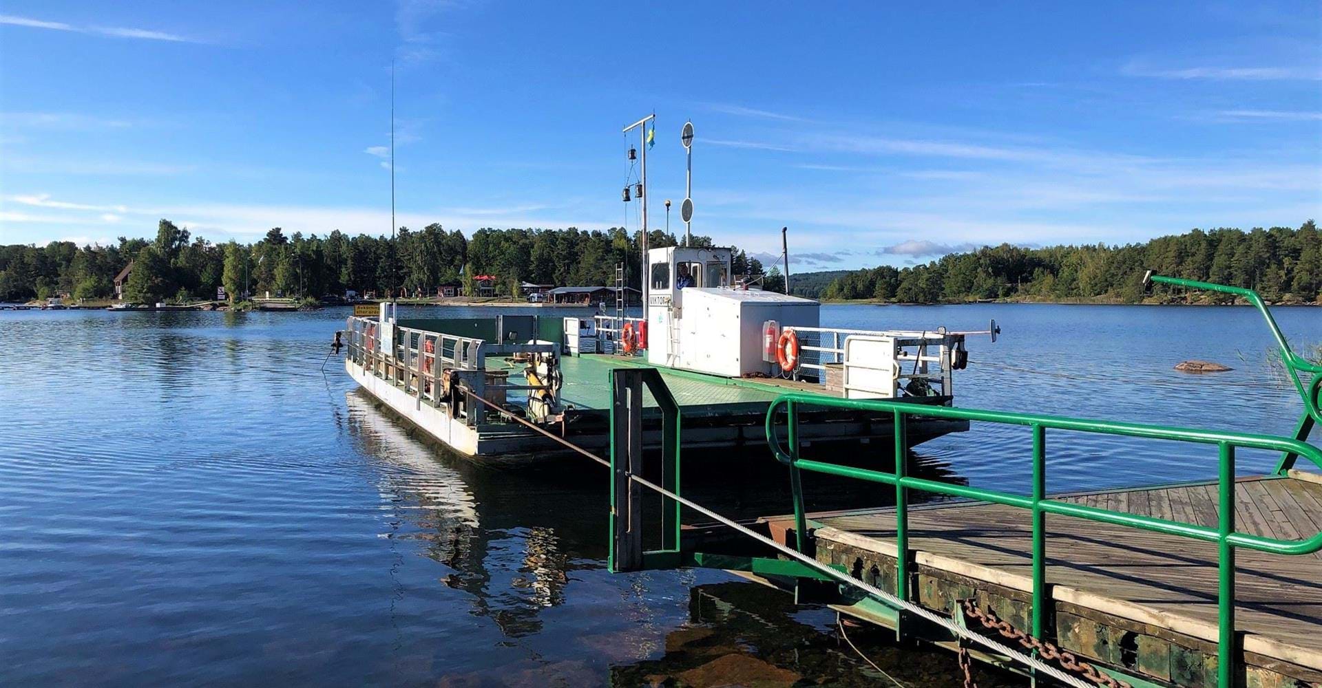 Linfärjan Viktoria, Torpön