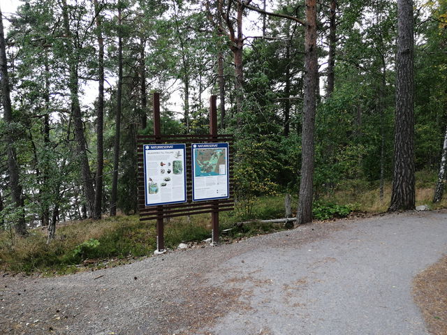 Entré Barkerivägen Tollare