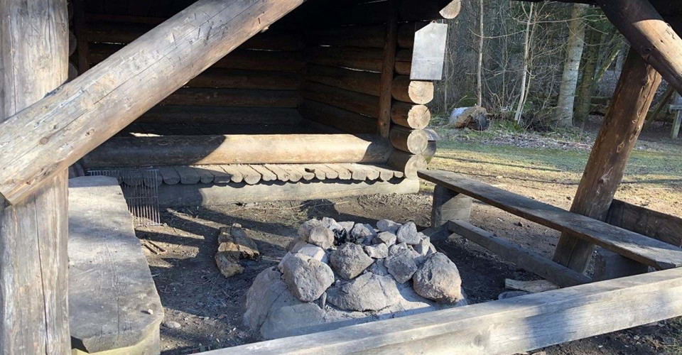 Vindskydd Hjässatorget
Etapp: Omberg runt
Ödeshög