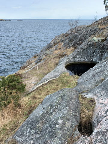 Helveteskällan, Öja-Landsort
