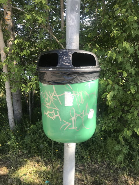 Hundlatrin