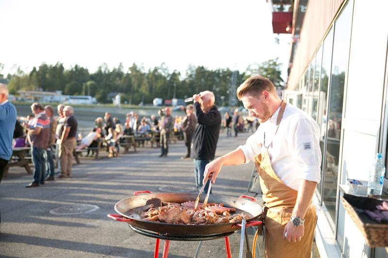 Grilling på Momarken Travbana
