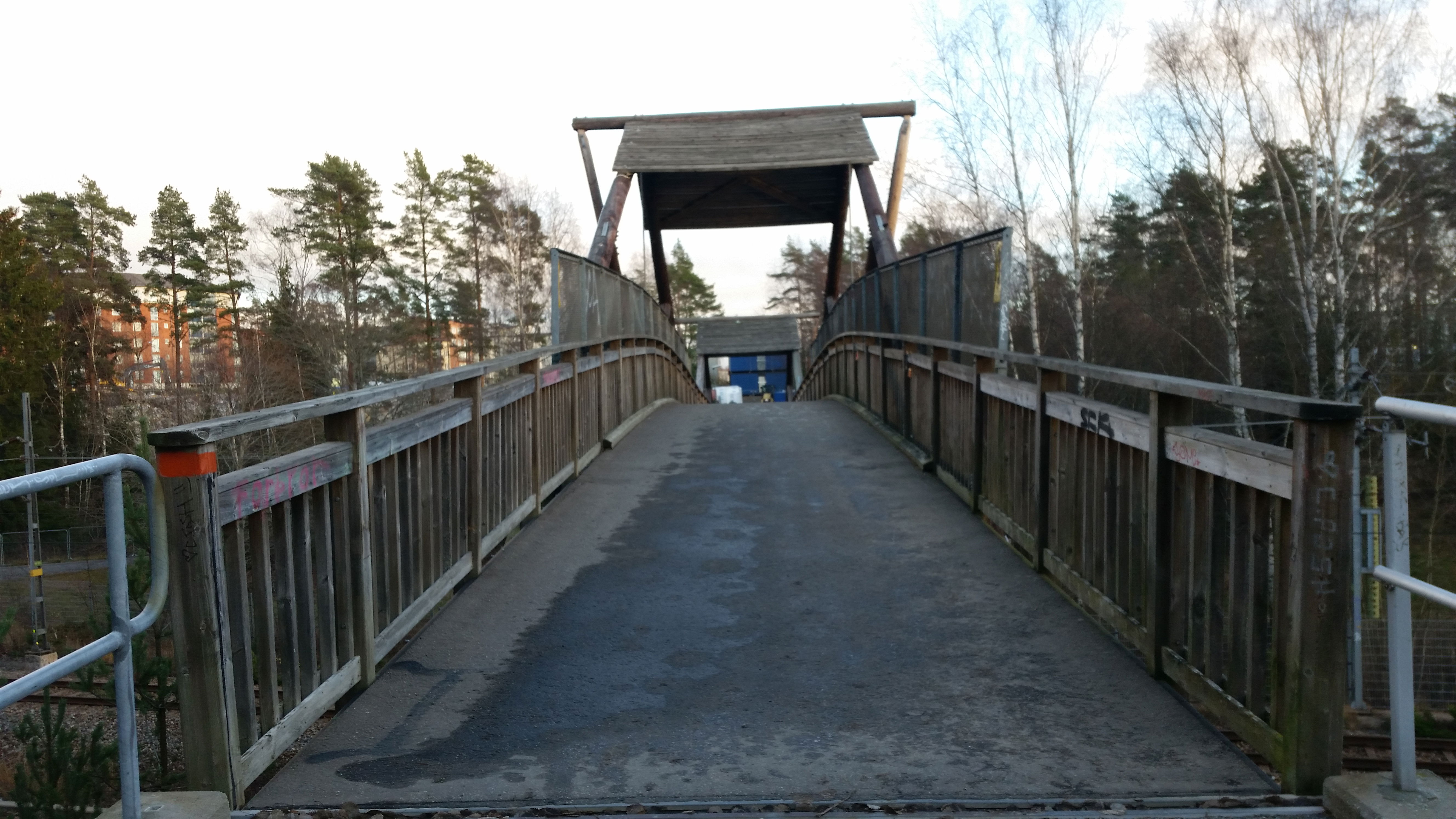 Ytterligare en gångpassage över järnvägen.