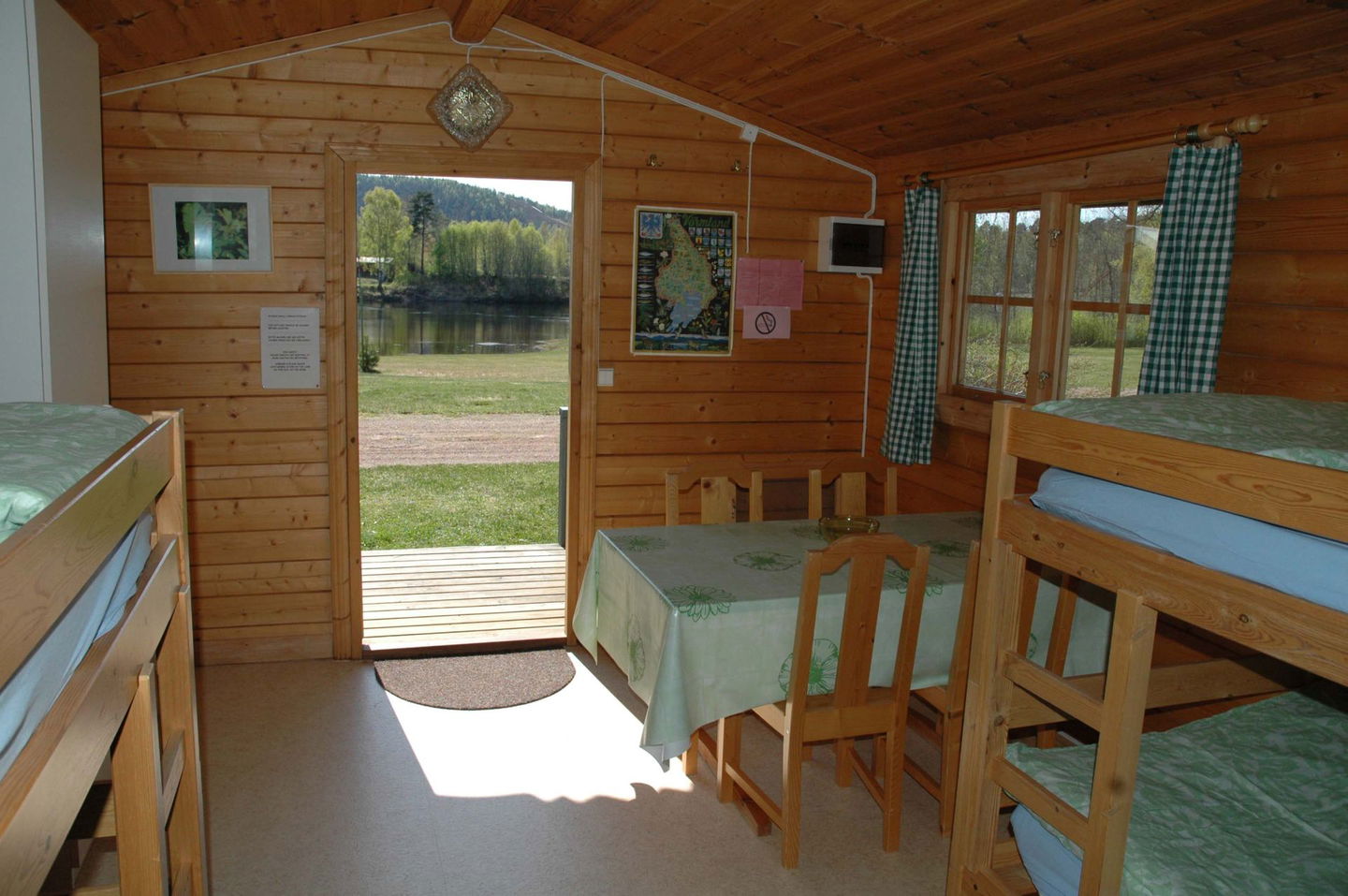 4-bäddsstuga Byns Camping