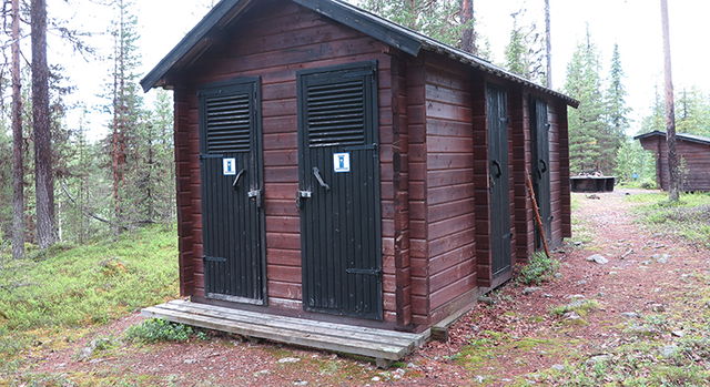 Latrine, Hästkullen