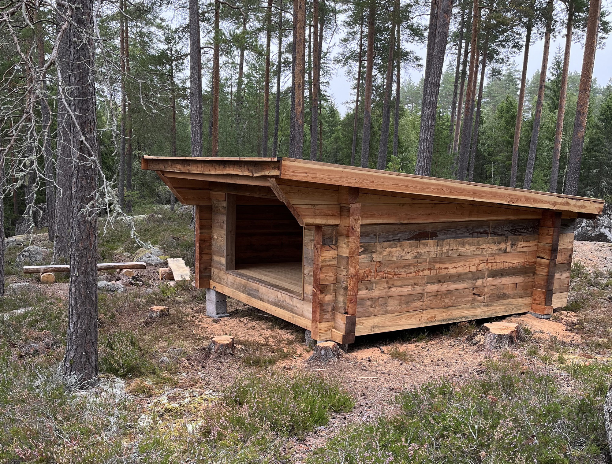 Nya vindskydd och komposttoaletter till Östgötaleden!