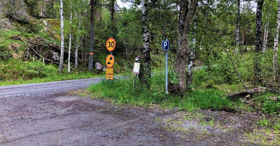 Parkering 2 Åsvikelandet naturreservat.
Etapp: Åsvikeslingan, Kråkvik-Torrö.
Valdemarsvik. 