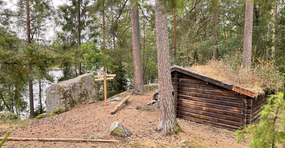 Vindskydd och bänkbord vid Nedre Långsjön,
Etapp: Rimforsa - Sätravallen
Linköpings kommun