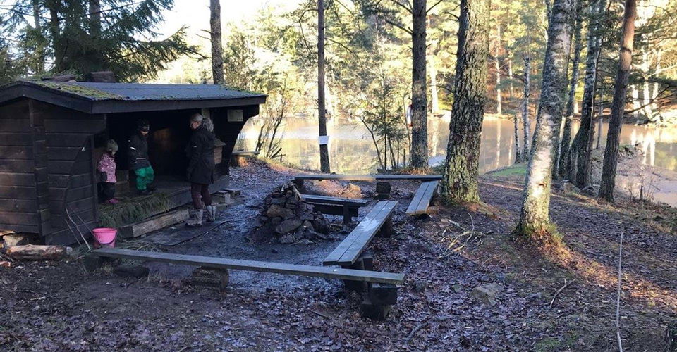 Vindskydd vid Dalmyrasjön
Etapp: Mauritsberg-Dalmyrasjön och Dalmyrasjön-Skirsjön
Norrköping