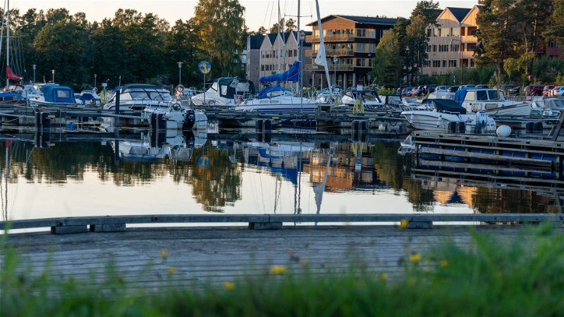 Hammarös Gästhamn och  Ställplatser