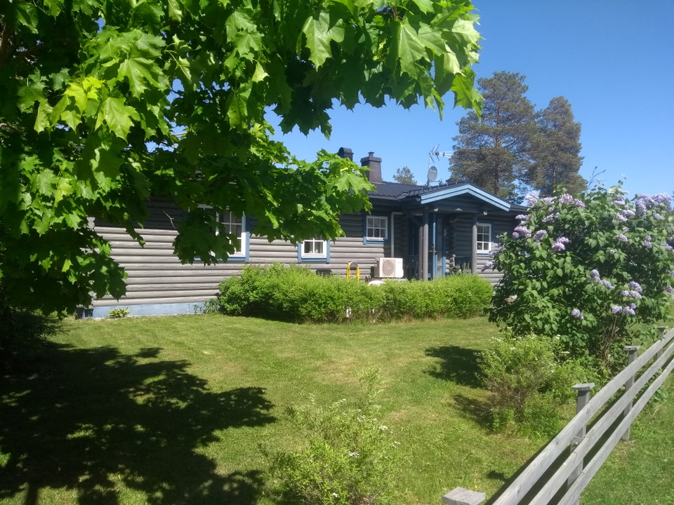 Lugnt och fridfullt boende med sjöutsikt