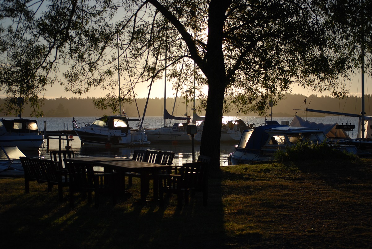 Hönsäter Harbour