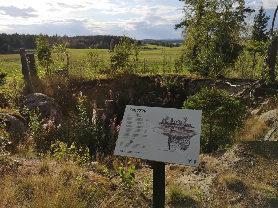 Varggropen