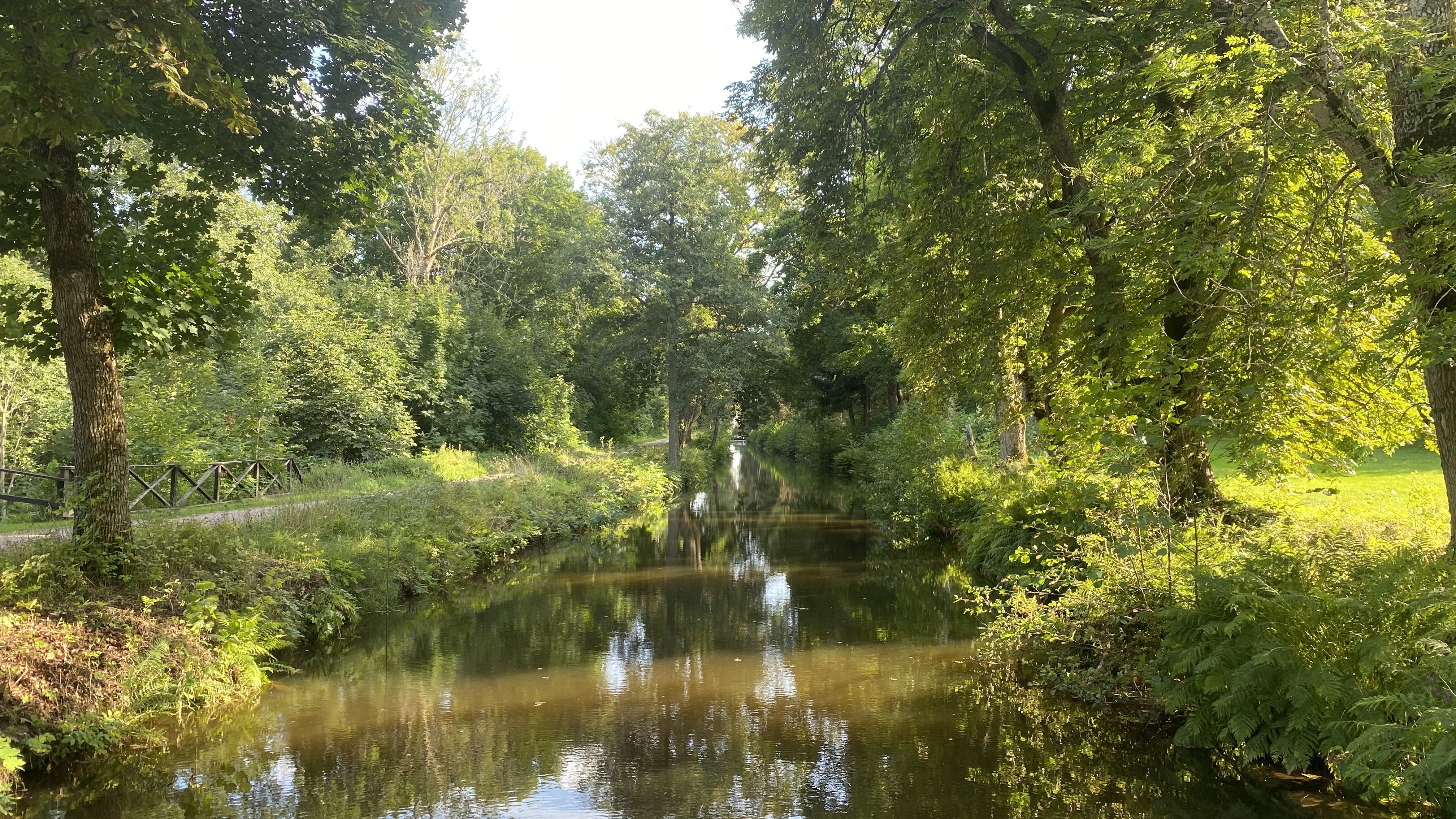 Kanalen genom Hallstahammar