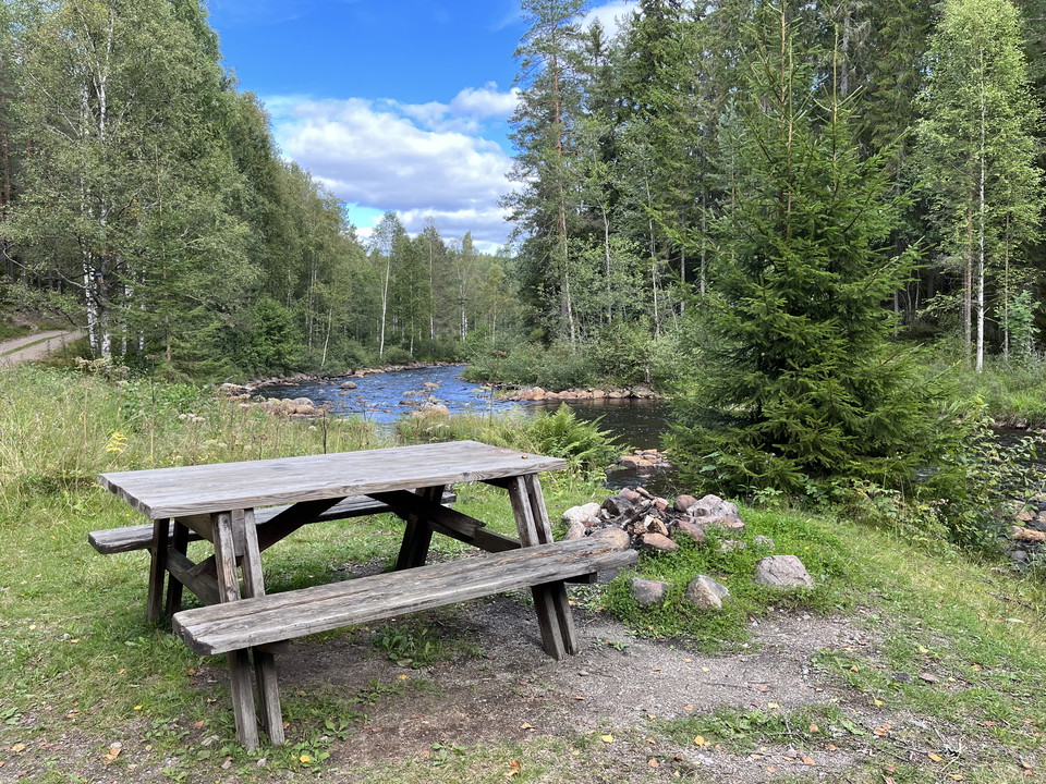 Rastplats intill Lumsen