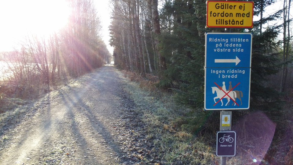 Ridning på ledens västra sida